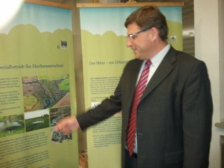 Stefan Löwl - Landratskandidat Dachau, CSU - Biberausstellung